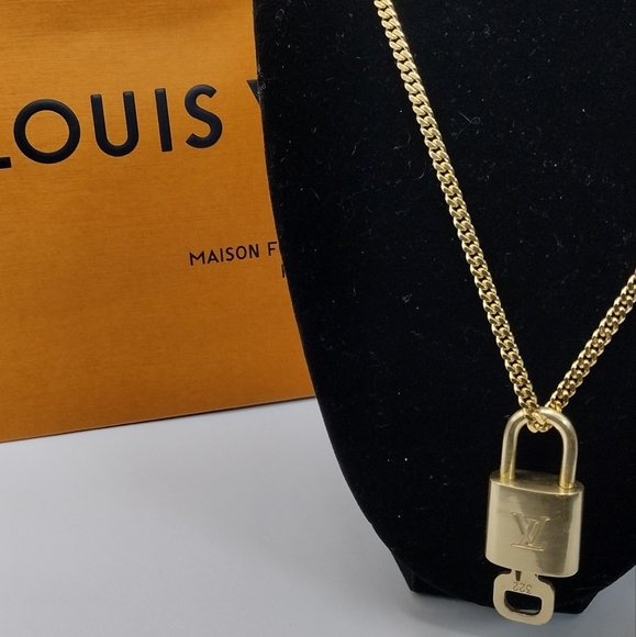 Louis Vuitton Lock & Key Authentic - Picture 8 of 9